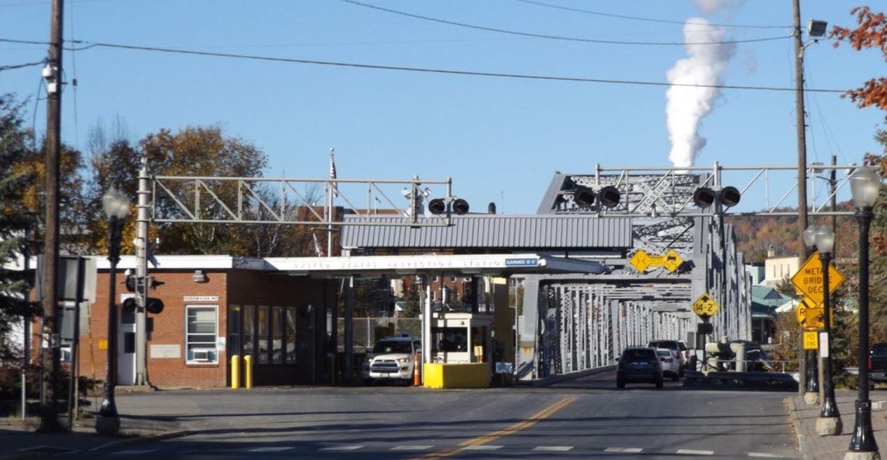 Maine traffic from Canada plummets during pandemic