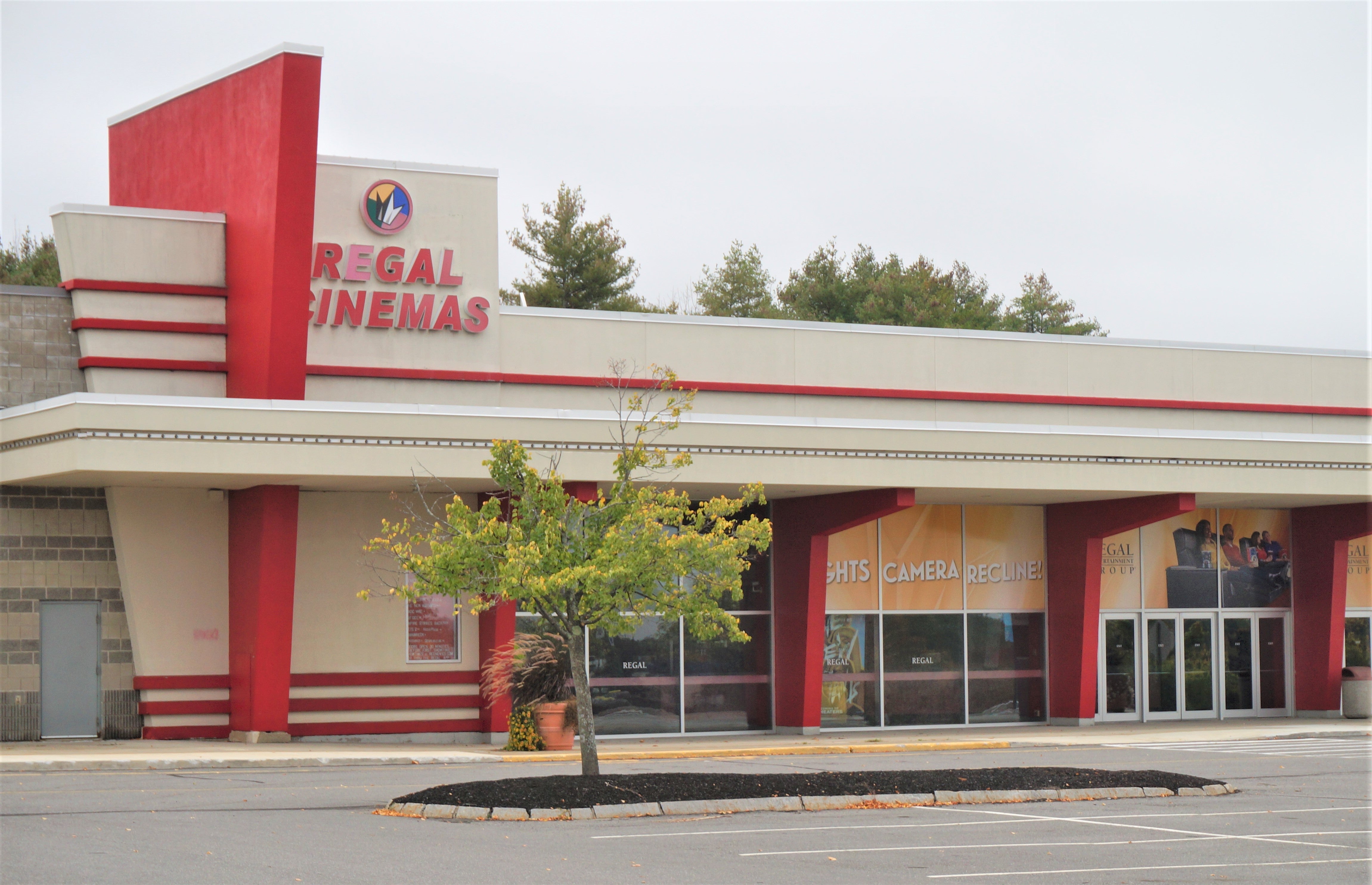 Regal Cinemas sites in Augusta, Brunswick among 536 to close