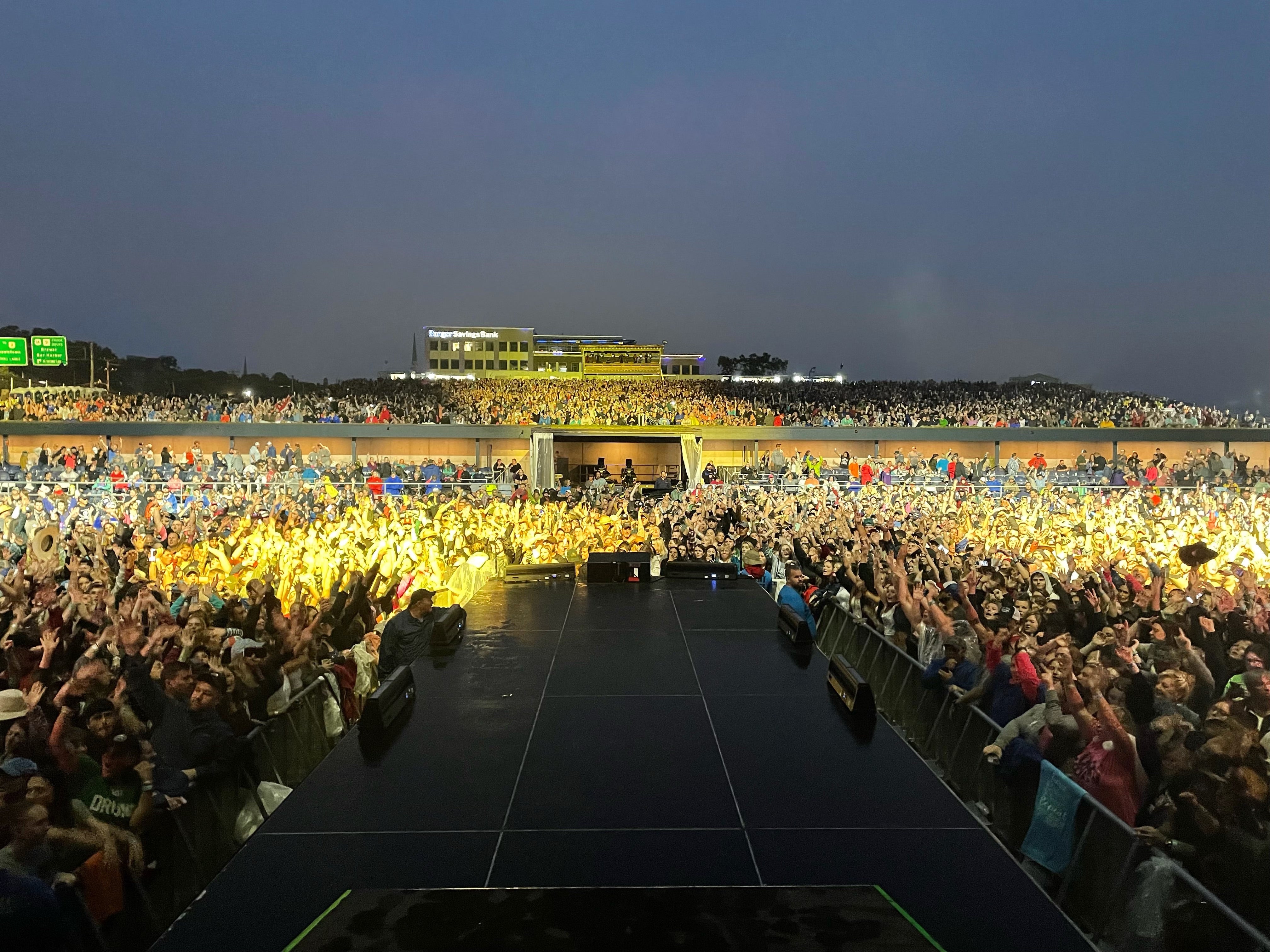 Waterfront Concerts Seating Chart