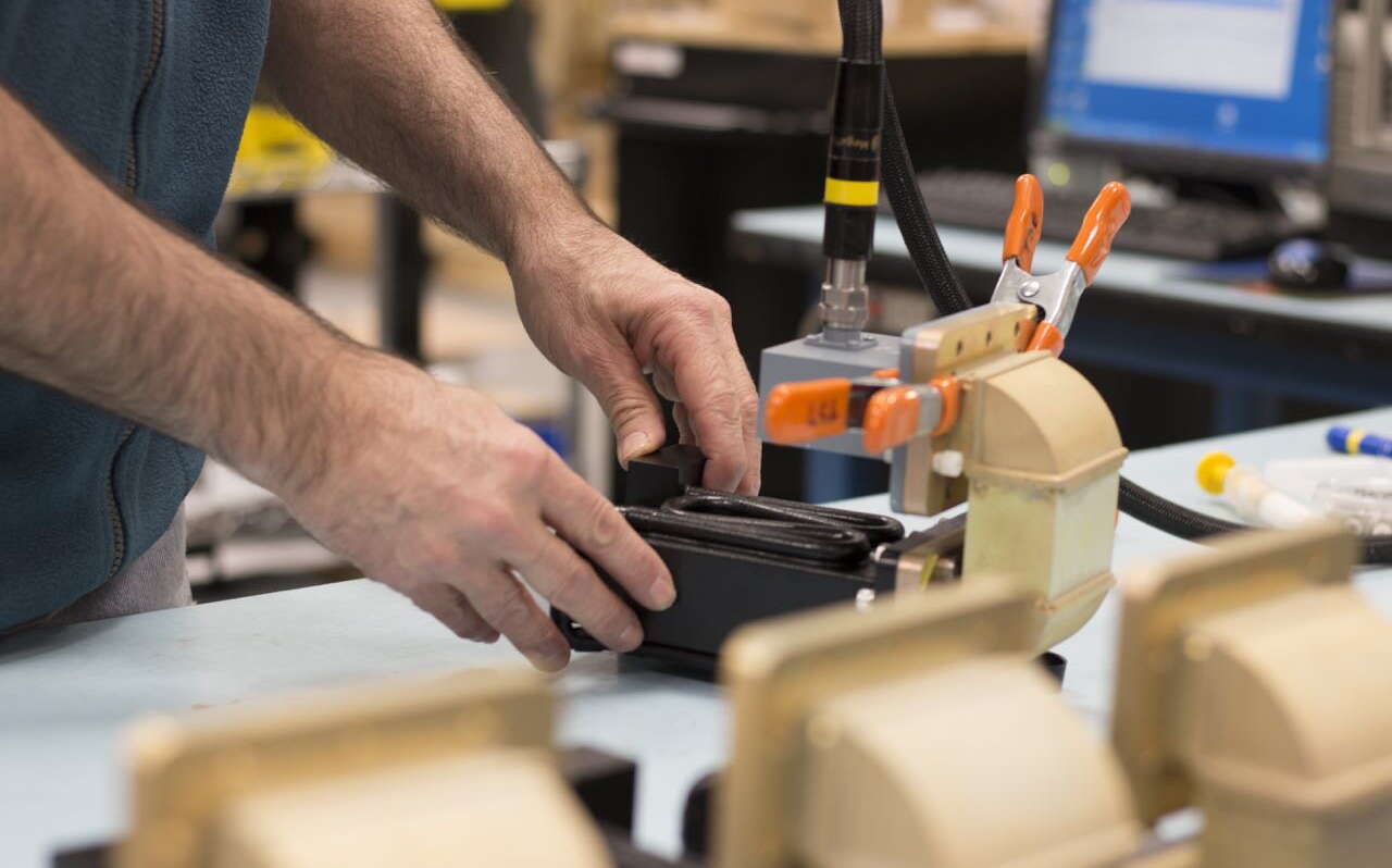 Hands works with tools.