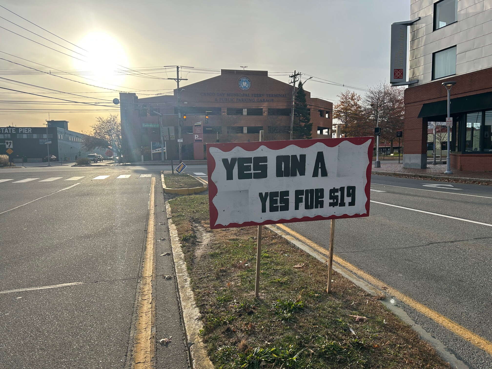 Minimum wage placard 