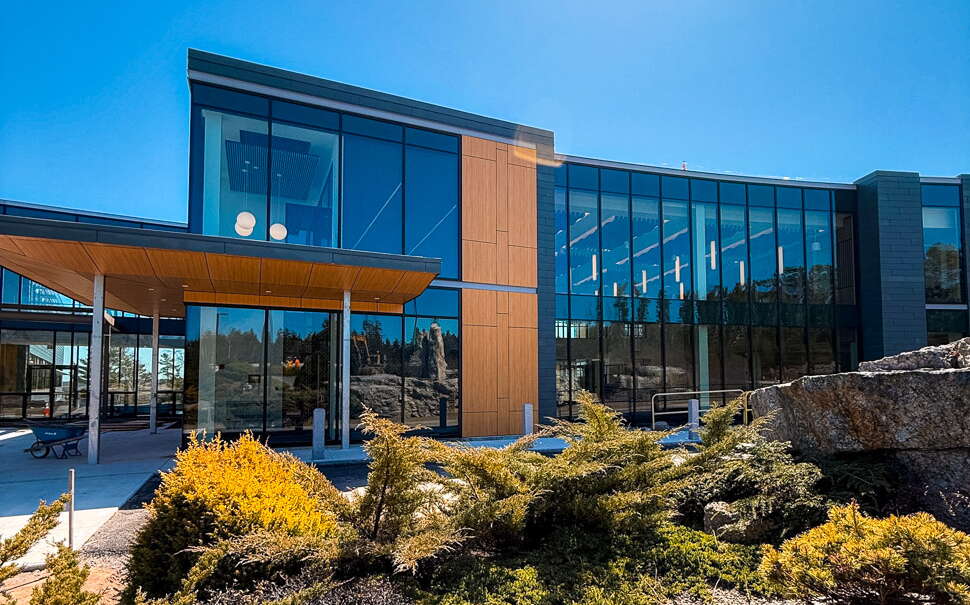 Bigelow Lab exterior