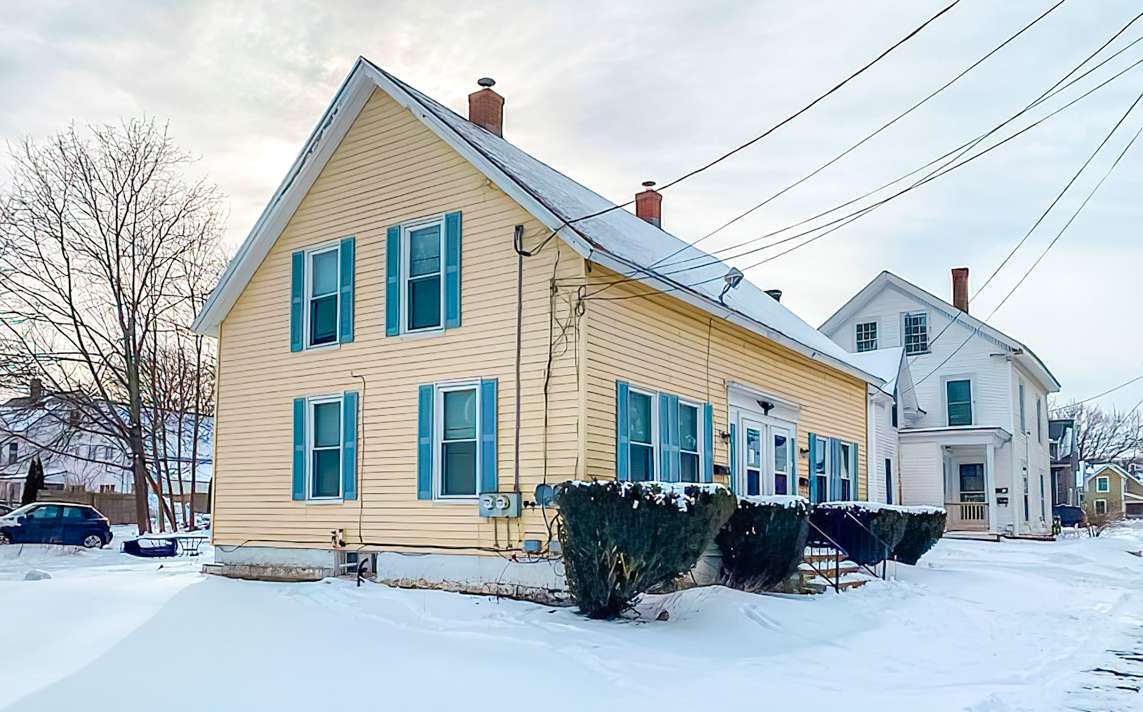 Here's what you get for 276,000 in Maine real estate