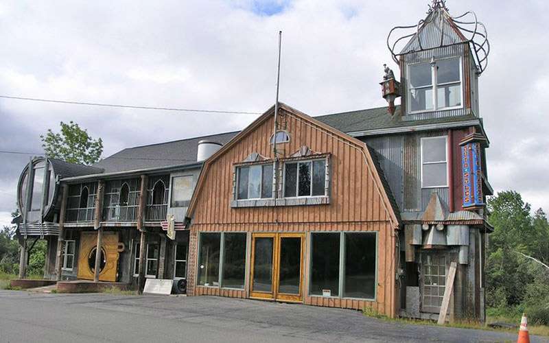 Iconic Ellsworth building finds new purpose as antiques shop