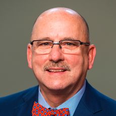 Headshot of Tim Dentry