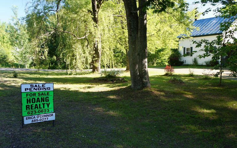 home sale sign