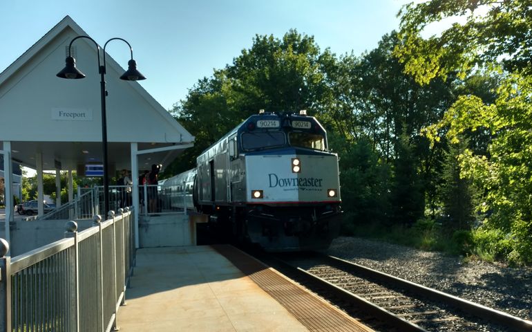 downeaster train 