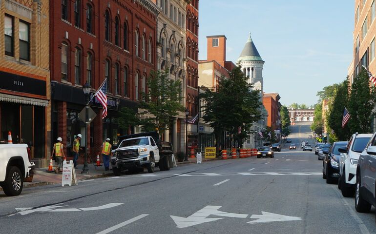 Augusta Plans Driver Education Blitz As Two Way Water Street Nears Mainebiz Biz