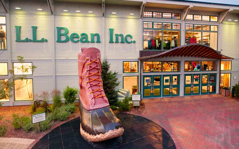 LL Bean flagship store exterior with 'bean boot' in front 