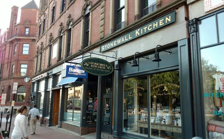 Stonewall Kitchen Acquires Wells Based Village Candle Mainebiz Biz