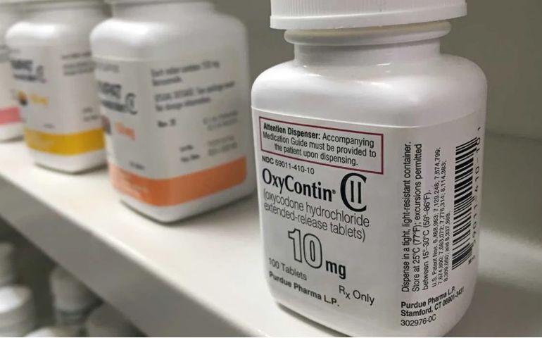 Feds Settle Charges Against Oxycontin Maker For 8 3b But Maine Presses Suit Mainebiz Biz