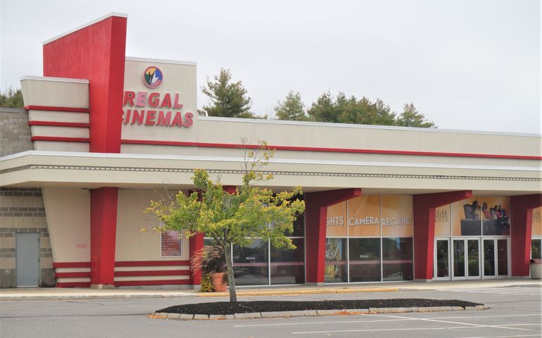 Exterior of Regal Cinemas building in Augusta 