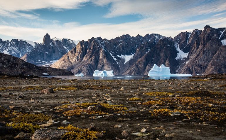 Greenland mountains nature photo 