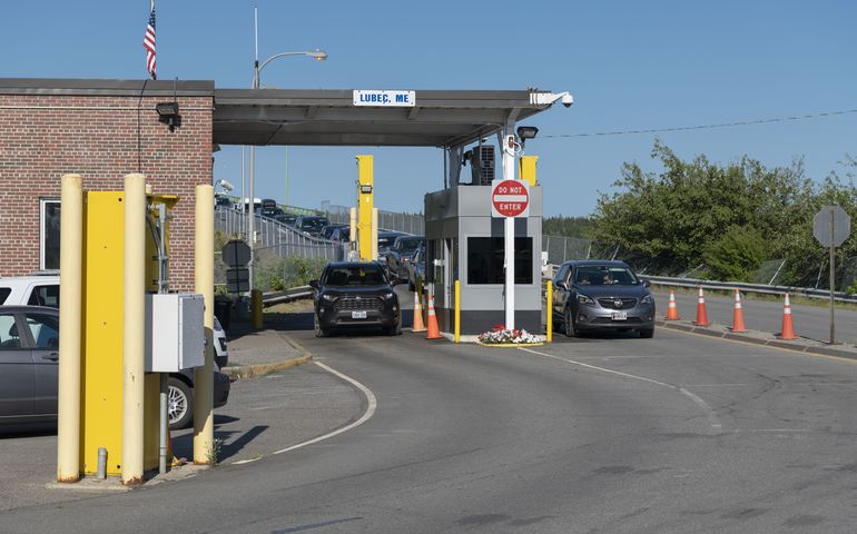 Border crossing at Lubec, Maine 