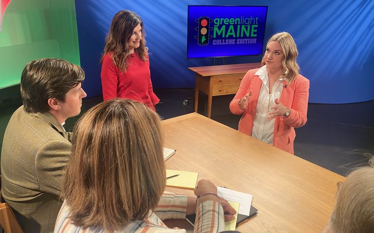 Greenlight Maine contestant before three judges 