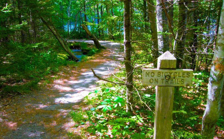 hiking trail and sign