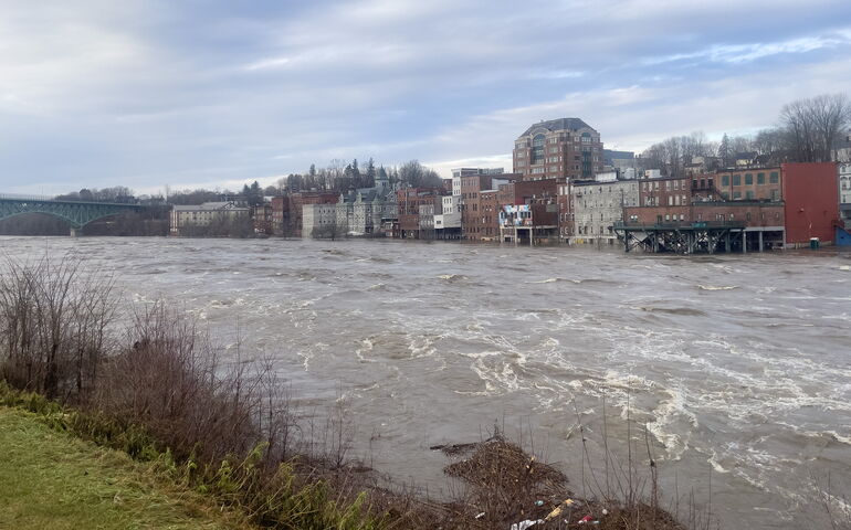 Water and town 