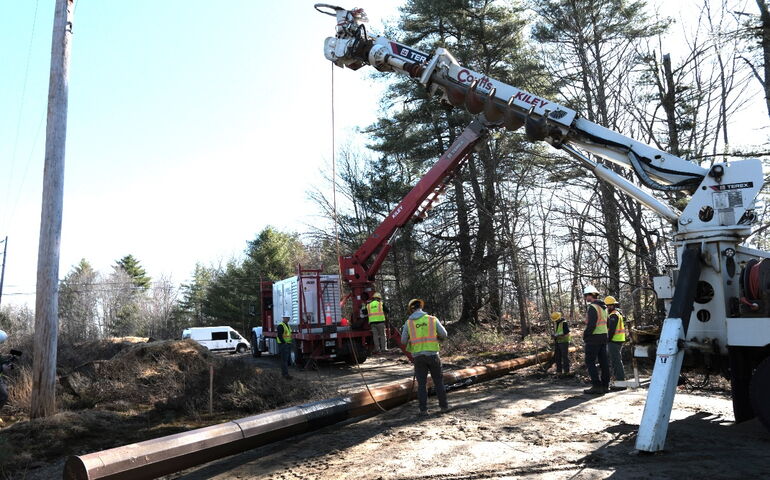 CMP workers in action 