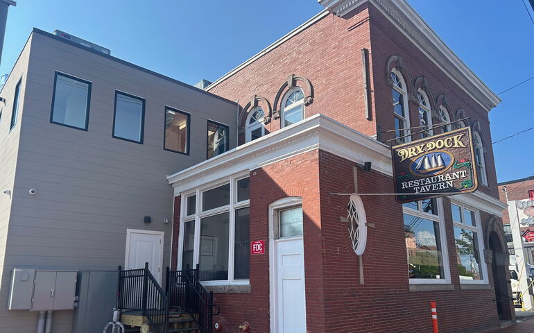 Dry Dock restaurant exterior