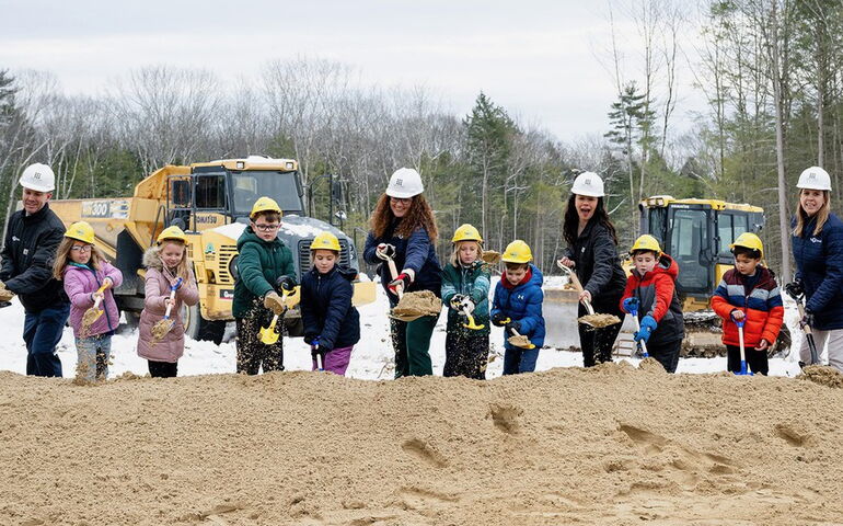 people at groundbreaking