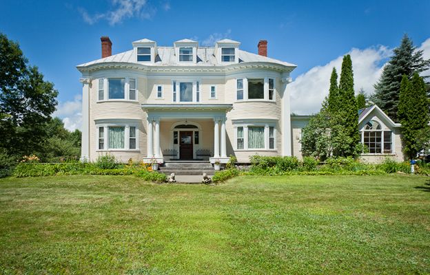 Hotel Industry Veteran Buys Kingfield Inn Connected To Sugarloaf
