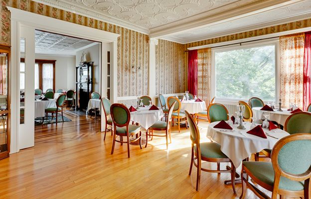 Hotel Industry Veteran Buys Kingfield Inn Connected To Sugarloaf