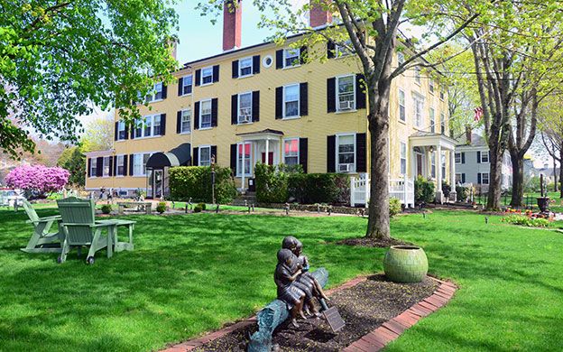 lists historic captain lord mansion