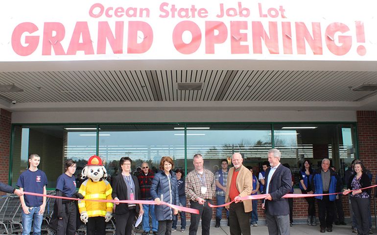 Ocean State Job Lot opens Biddeford store | Mainebiz.biz