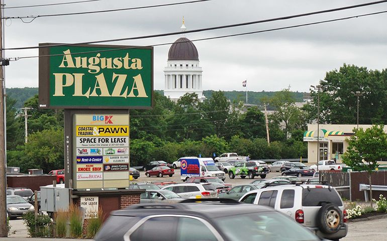 Augusta S First Shopping Center Repositions For New Era Mainebiz Biz